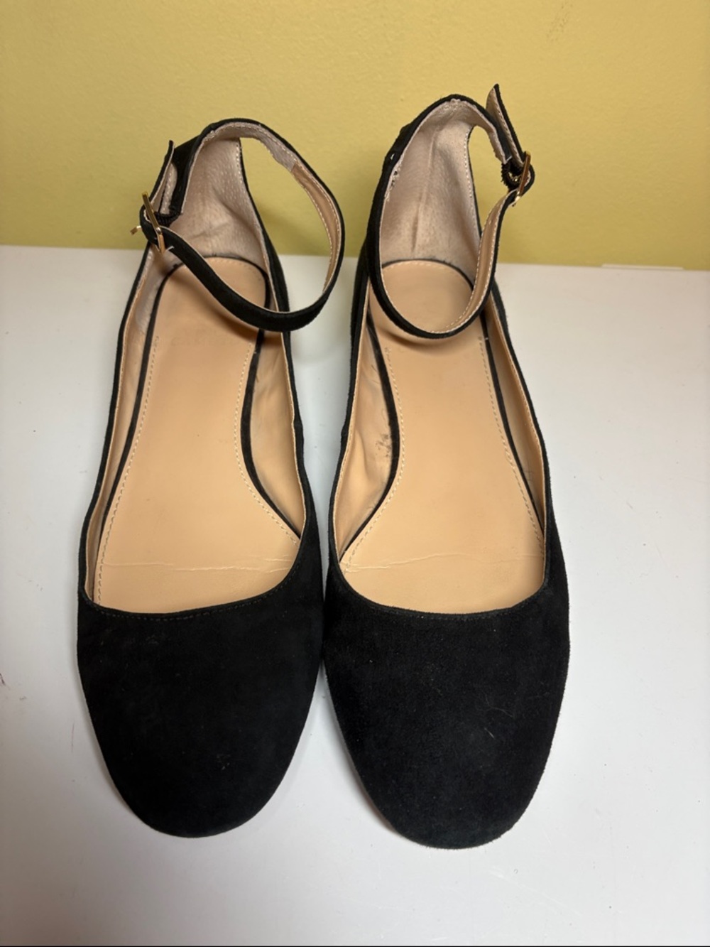 Vince Camuto Black Suede Leather Ankle Strap Flat Sandal Size 10